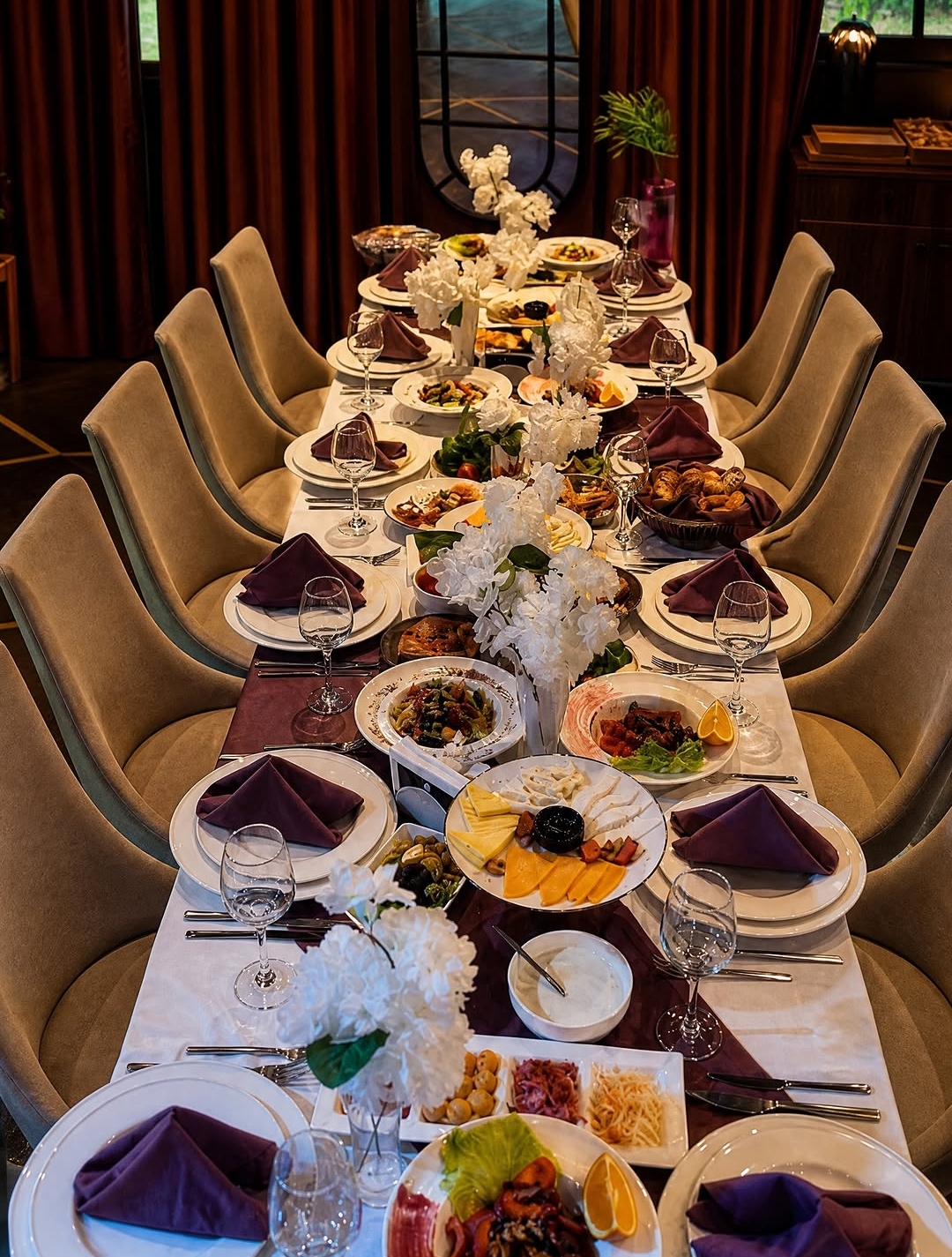 Berry Restaurant — Daxili