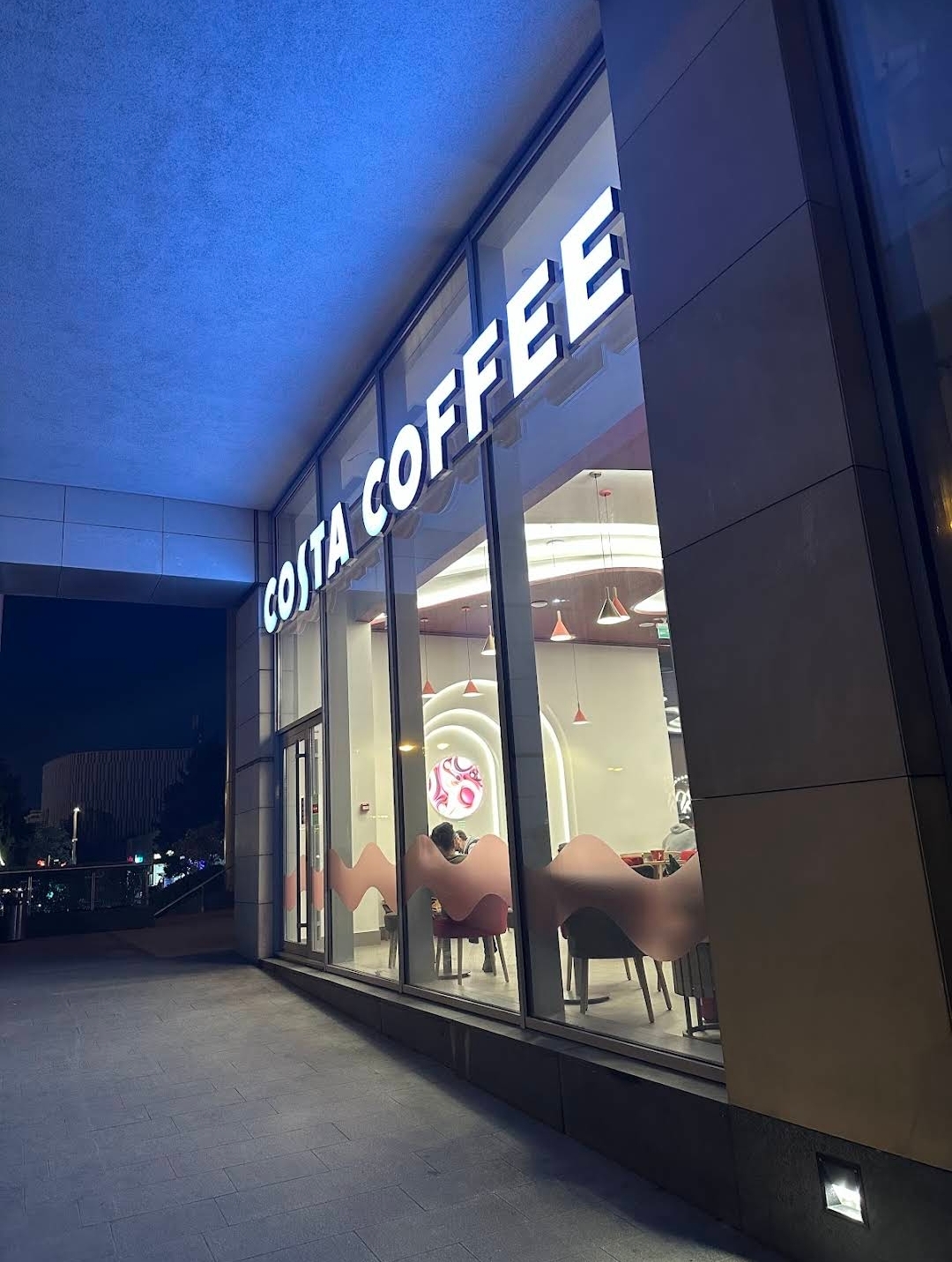 Costa Coffee (Gənclik Mall) — Xarici görünüş
