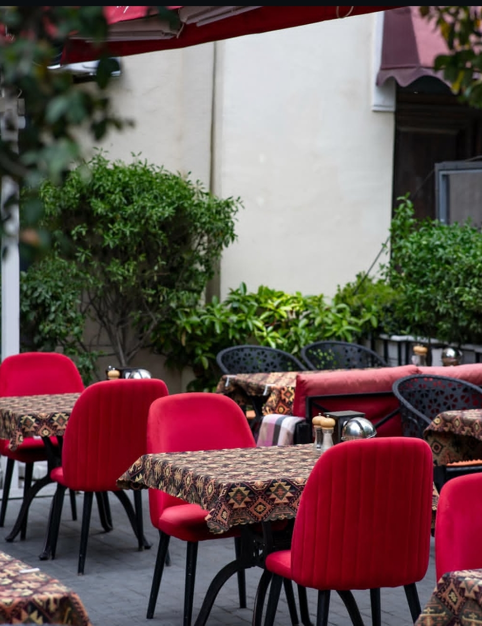 Fisincan Cafe & Restaurant — Daxili