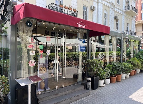 Fisincan Cafe & Restaurant — Xarici görünüş