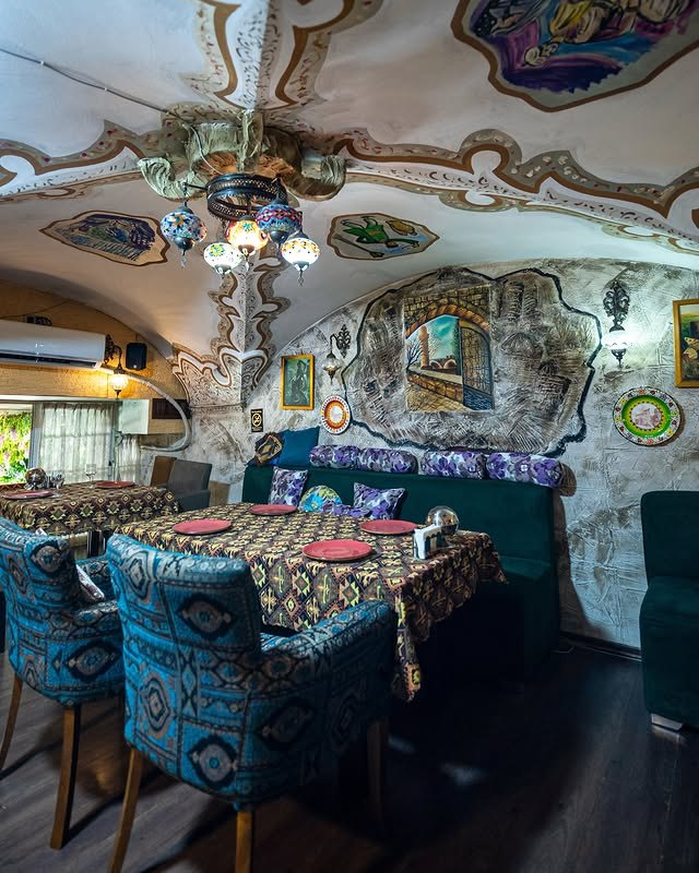 Fisincan Cafe & Restaurant — Daxili
