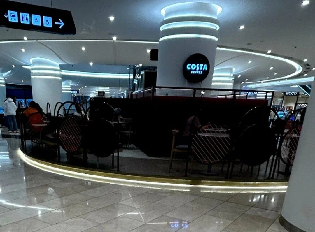 Costa Coffee (Dəniz Mall) — Daxili