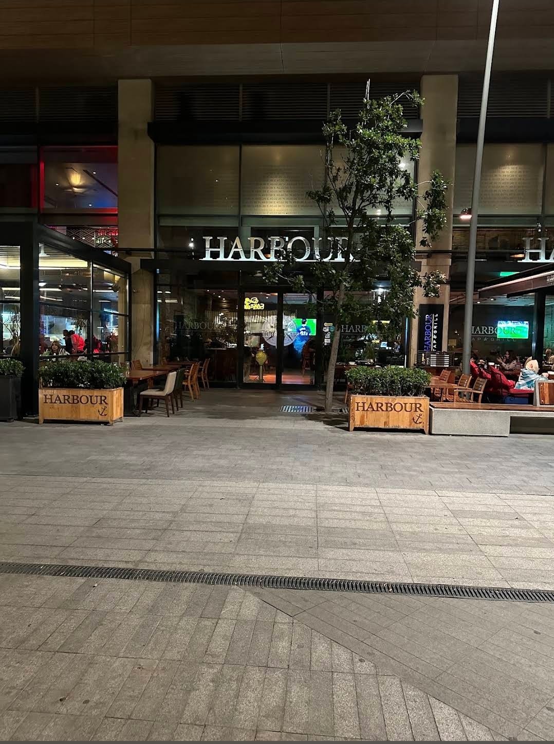 Harbour Tap and Grill — Xarici görünüş