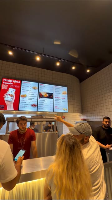 Fryday - Crescent Mall