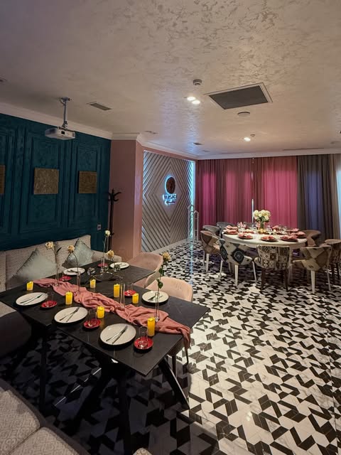 El Piano Restoran — Daxili
