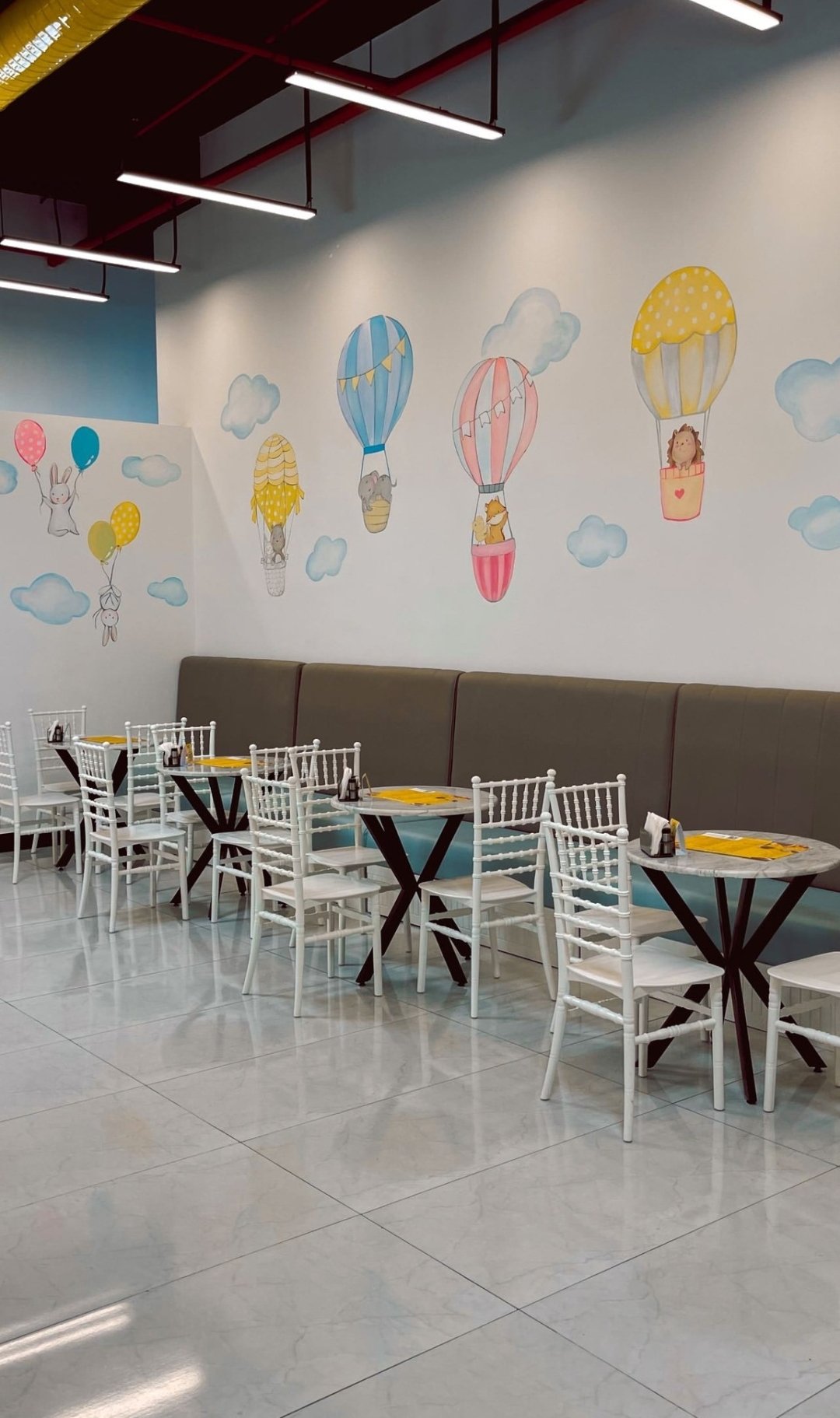 Bunny Boom (Blue Mall) — Daxili