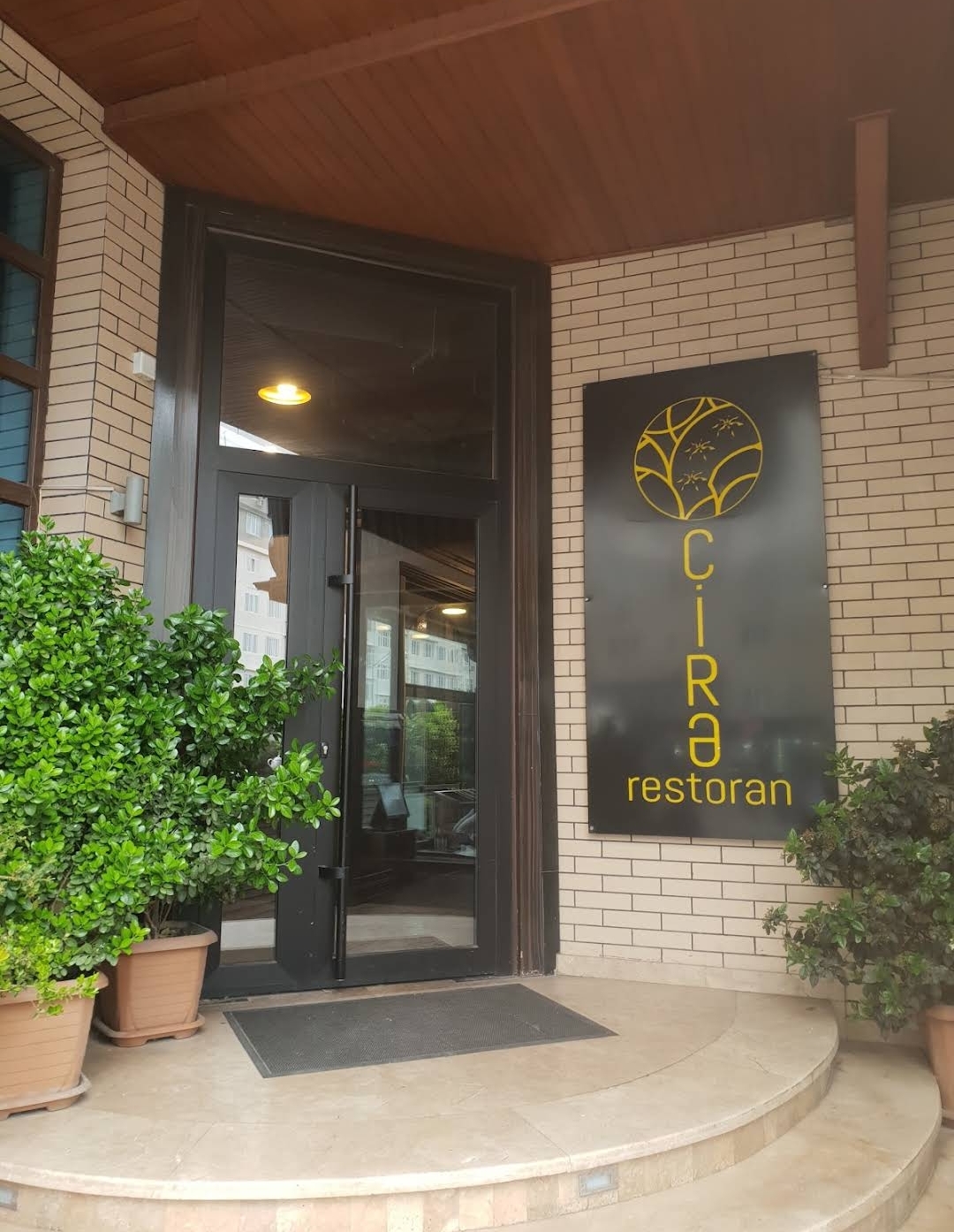 Cirə Restoran — Xarici görünüş