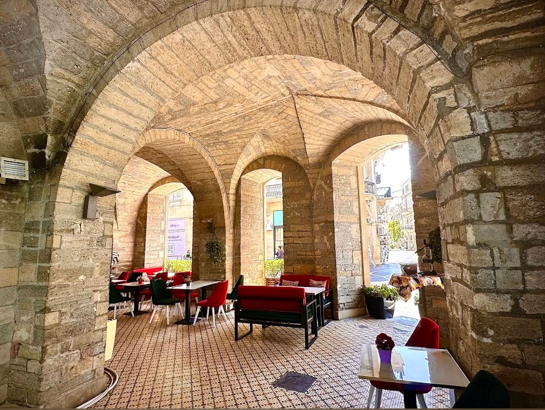 212 Dönər — Daxili