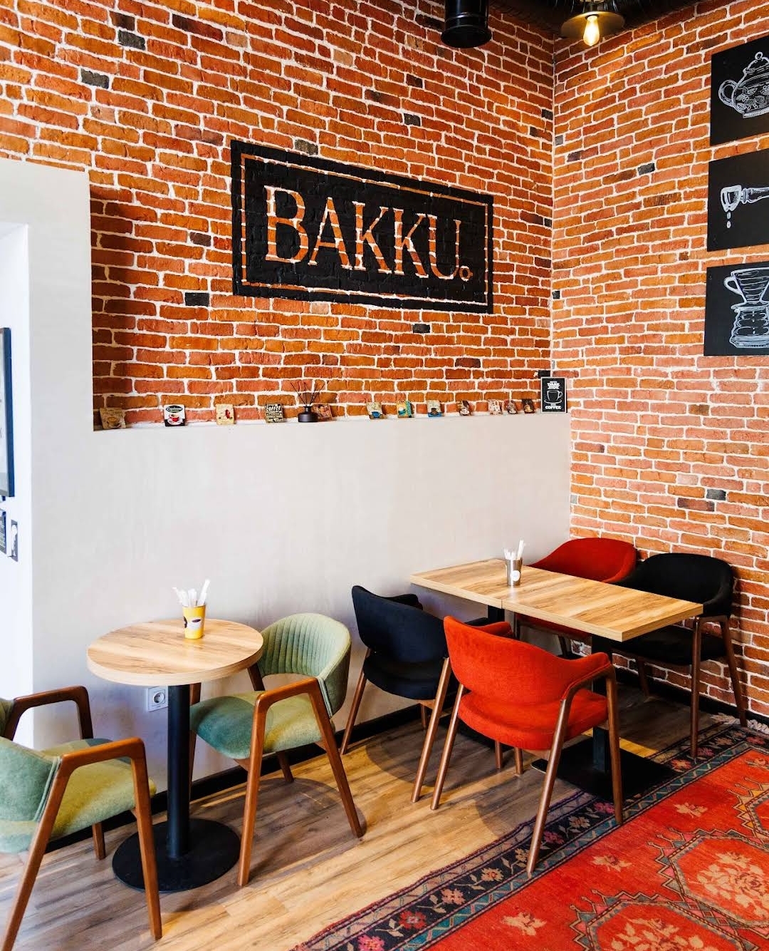 Bakku Coffee — Daxili
