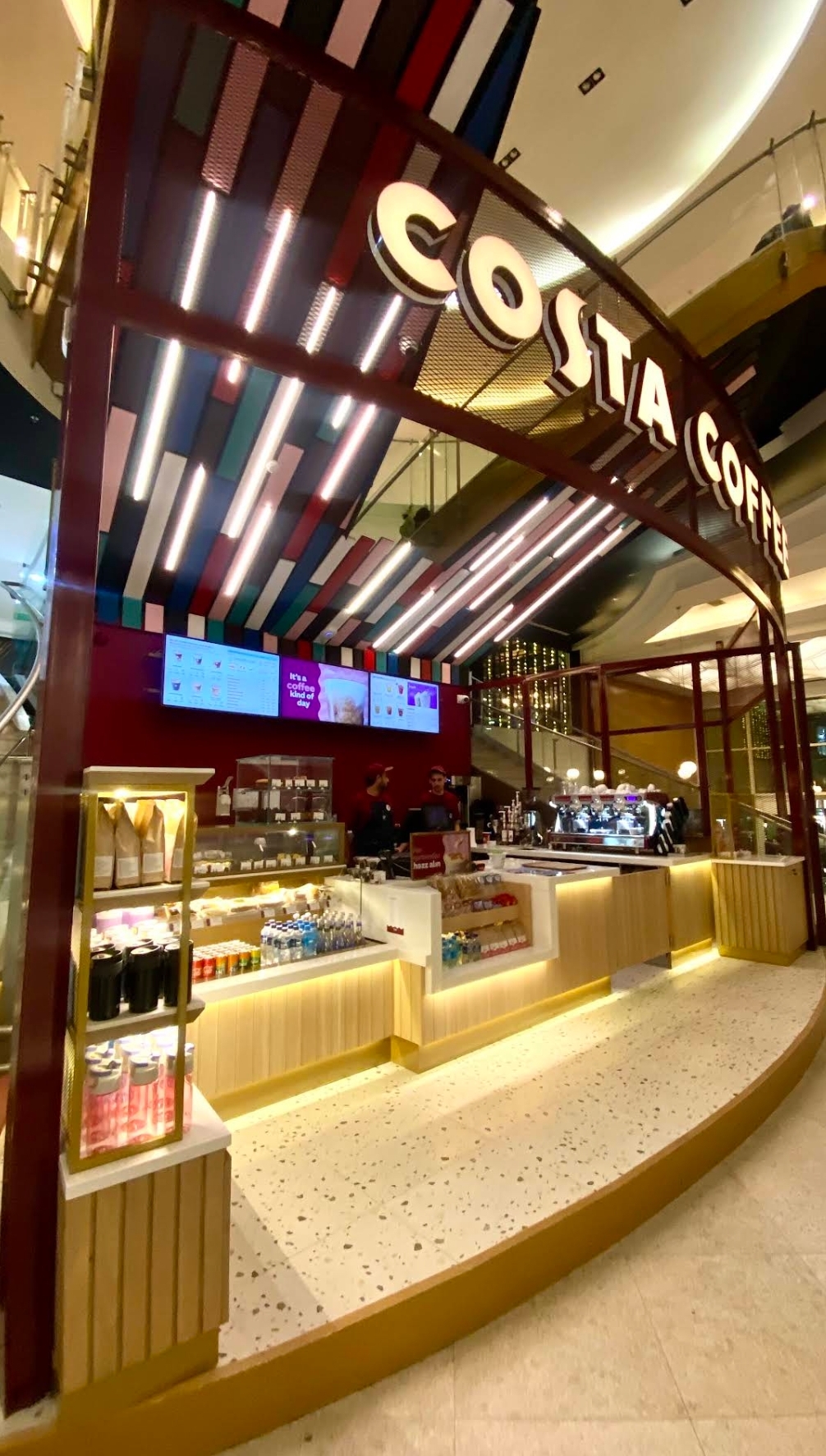 Costa Coffee (Nərgiz Mall) — Daxili