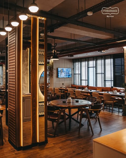 Pivbar Baku Q.Qarayev — Daxili