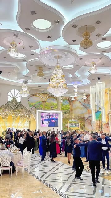 Xudafərin Restoran \ 8 km Bakı — Daxili