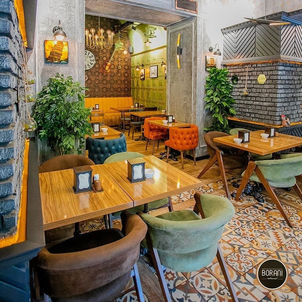 Borani Restaurant (Fəvvarələr meydanı) — Daxili