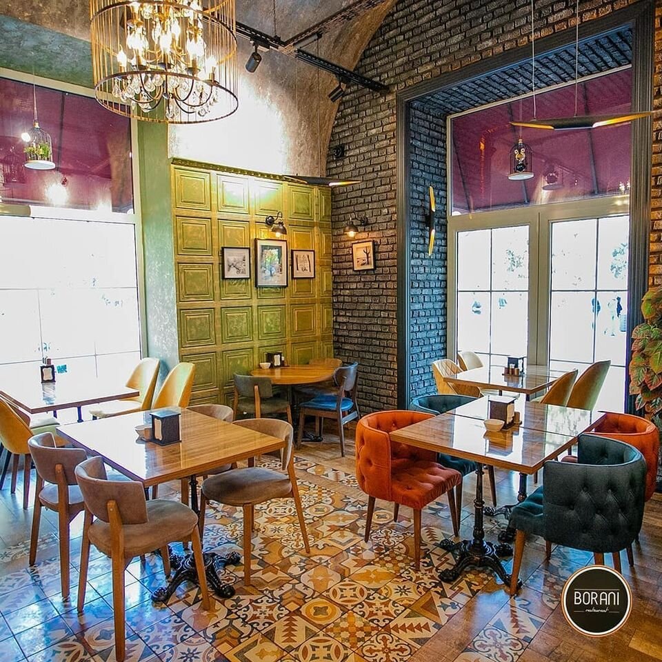 Borani Restaurant (Fəvvarələr meydanı) — Daxili