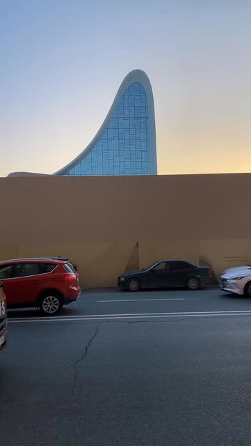 Tavaci Baku — Xarici görünüş