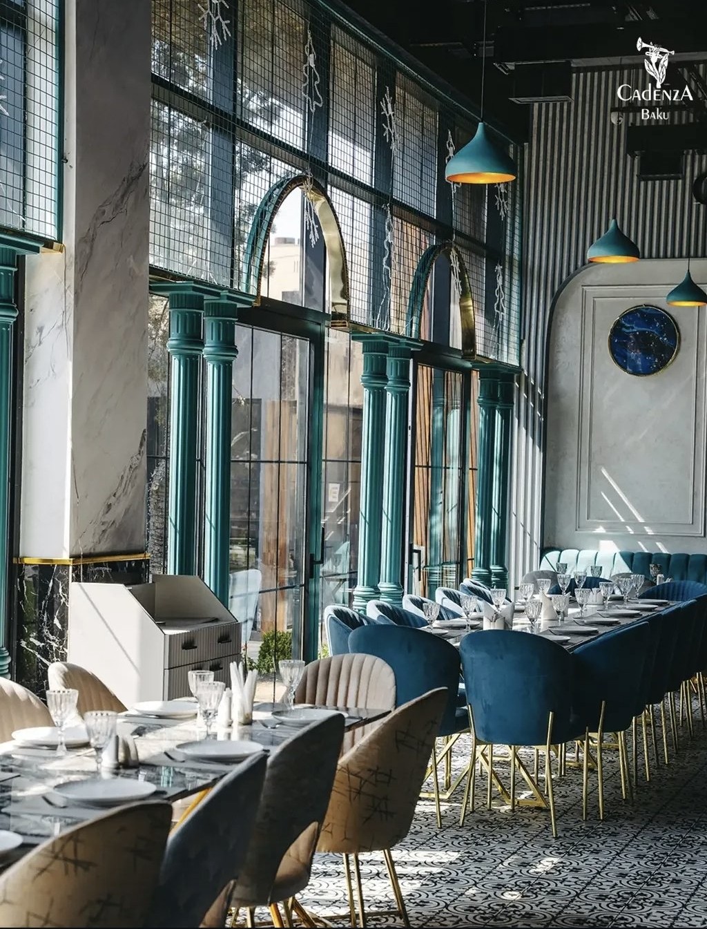 Cadenza Baku — Daxili