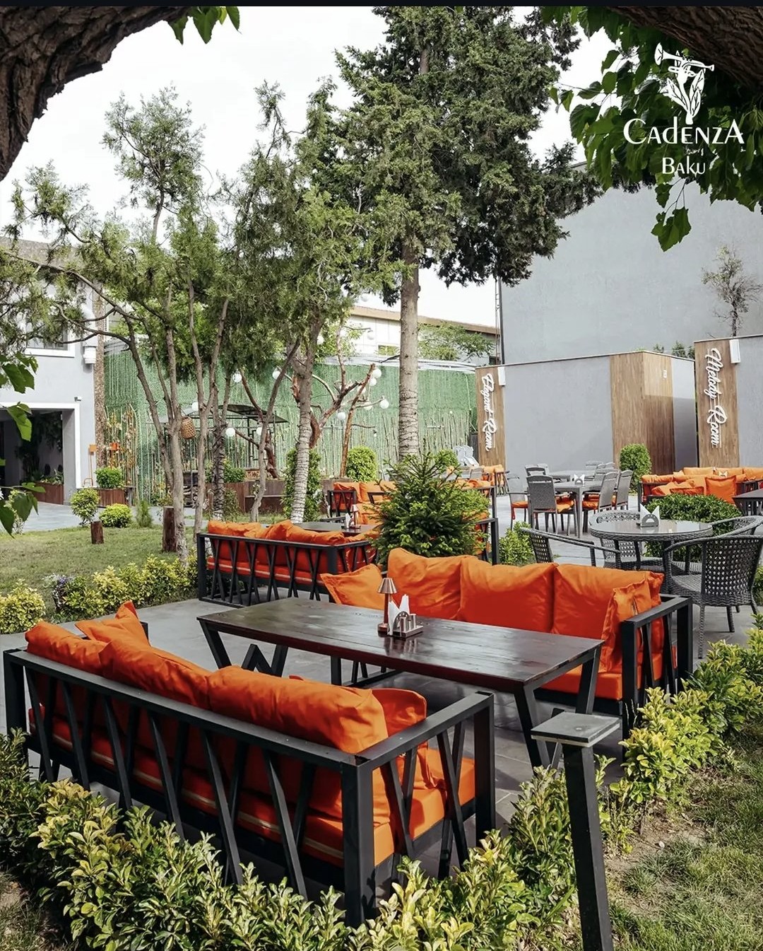 Cadenza Baku — Daxili