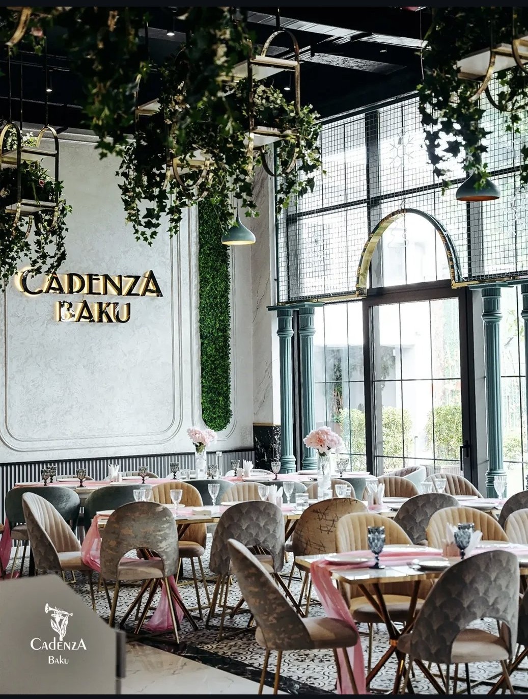 Cadenza Baku — Daxili