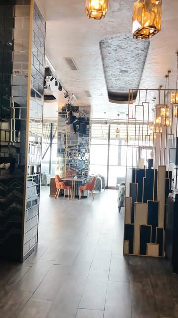5Hundred lounge — Daxili