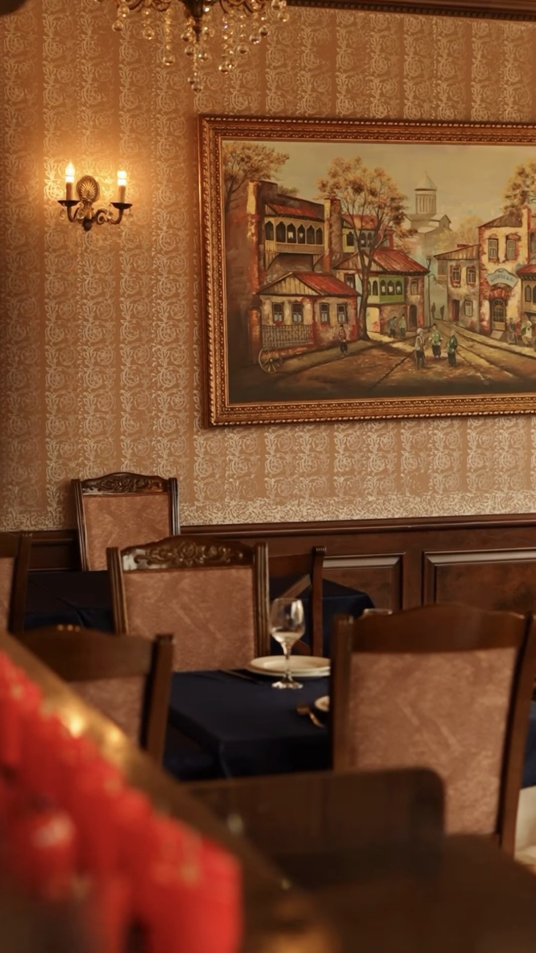 Mziuri Georgian Restaurant — Daxili