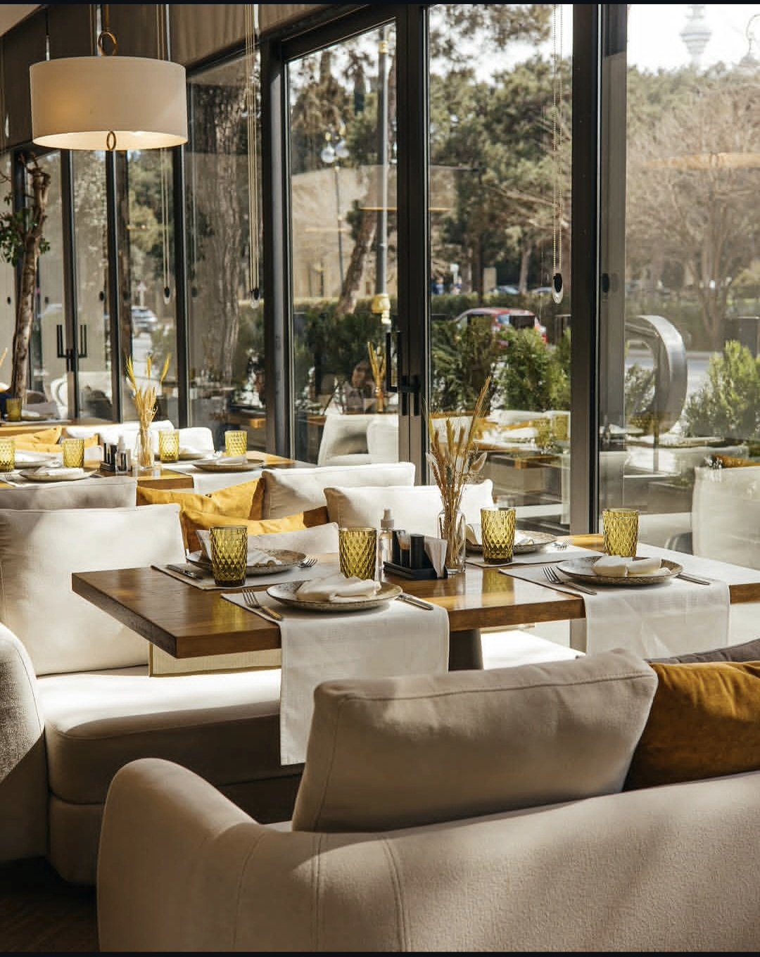 Nakhchivan Restaurant — Daxili