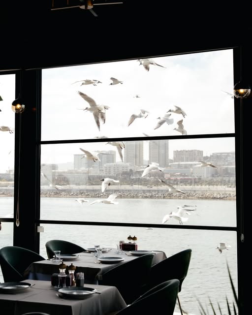 Ruby Restoranı — Daxili