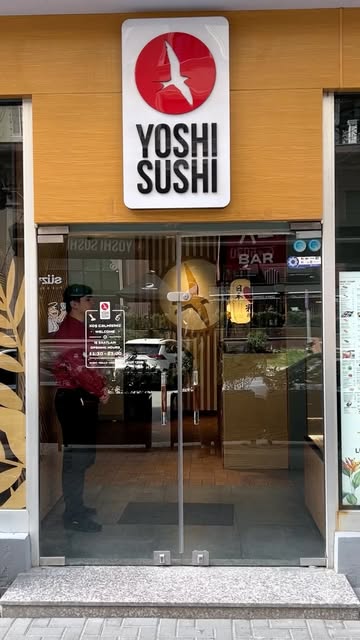 Yoshi Sushi Yasamal — Xarici görünüş