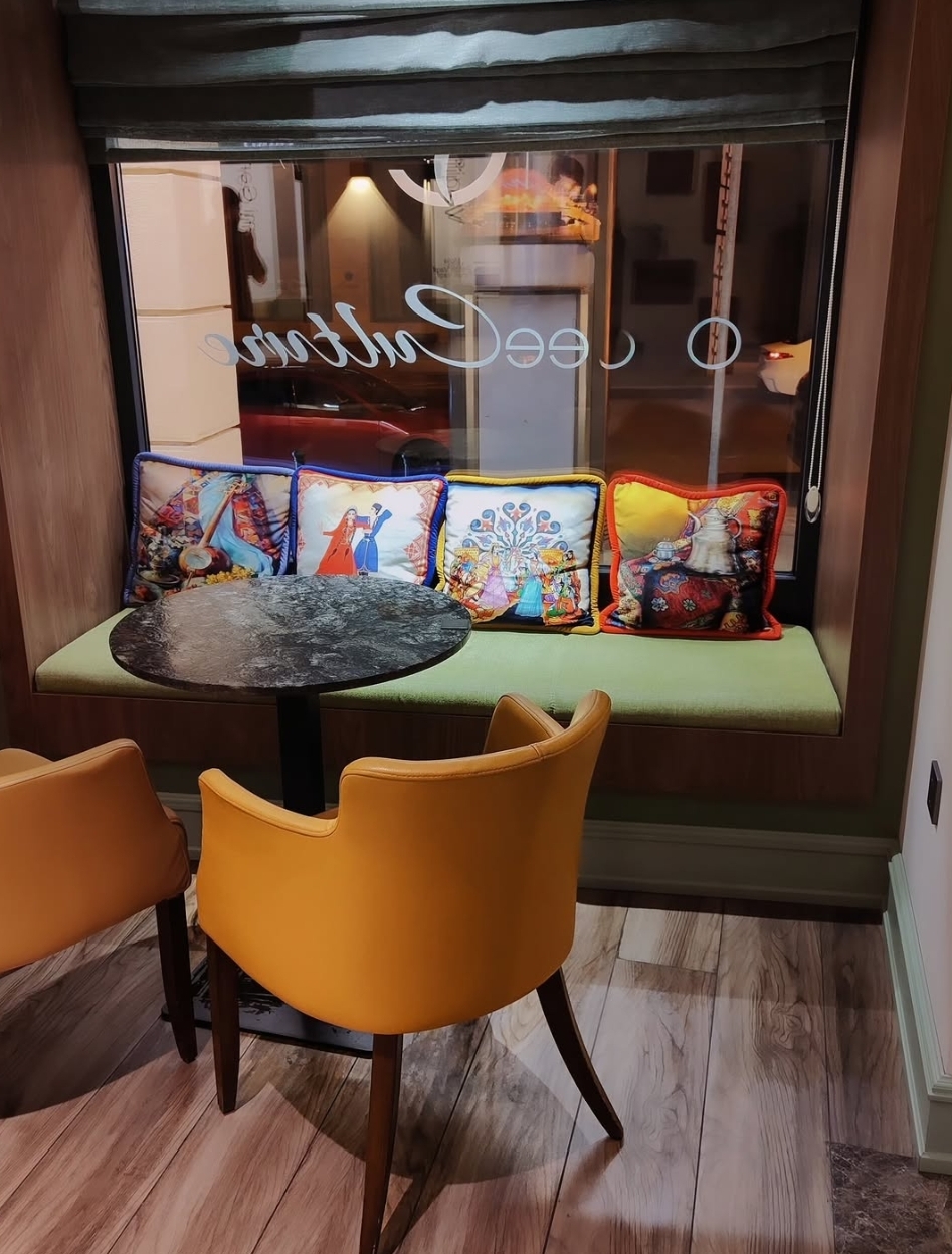 Coffee Culture — Daxili