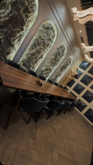 Momento Lounge & Restaurant — Daxili