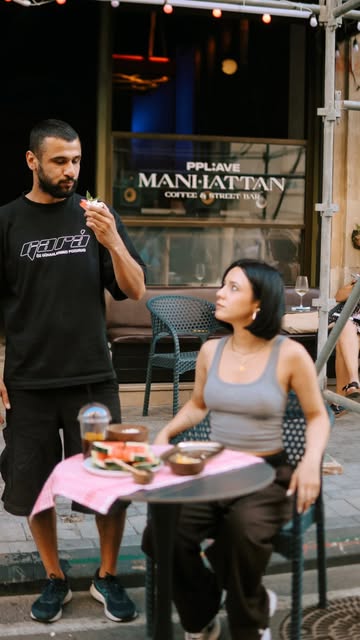 Manhattan Cafe