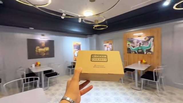 Chicken Project - Podium Mall — Daxili