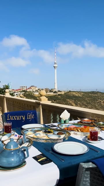 Luxury Life Restoran — Xarici görünüş