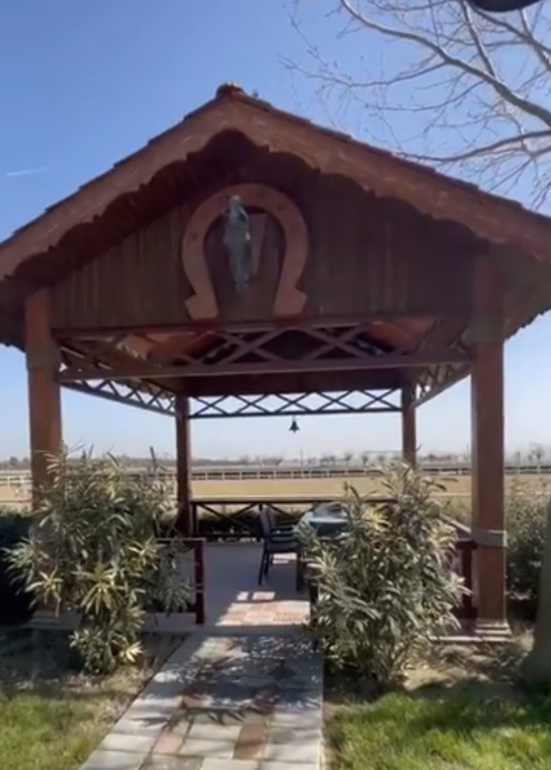 Omar Atçılıq — Daxili
