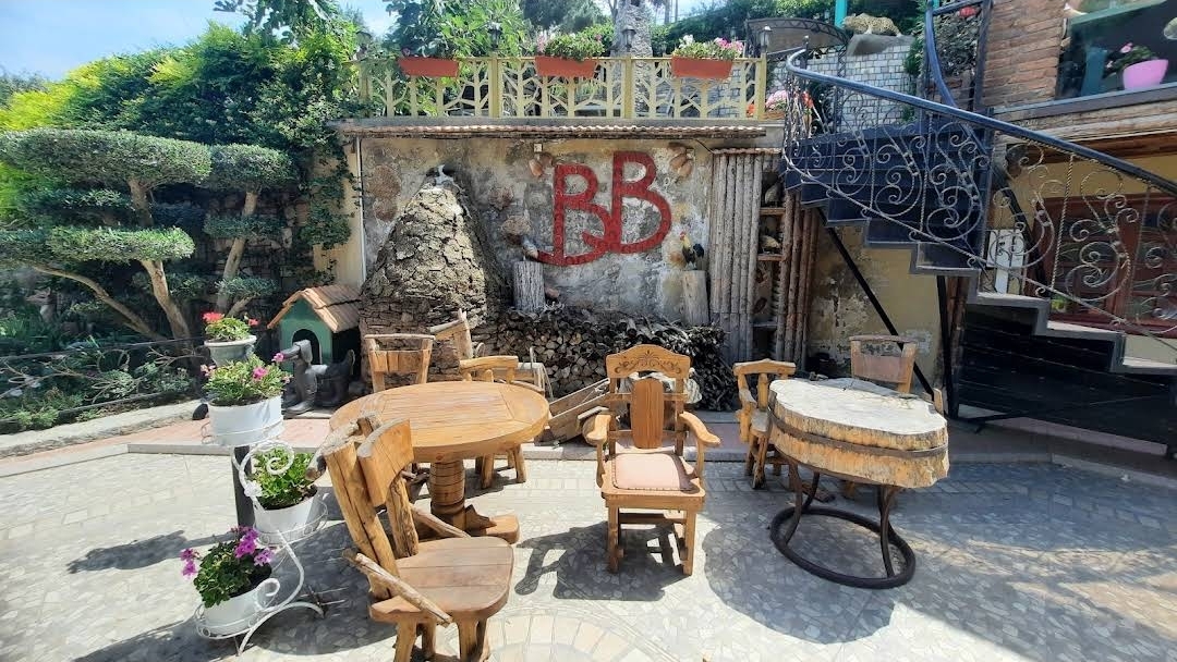 Buta Baku Restoran — Daxili