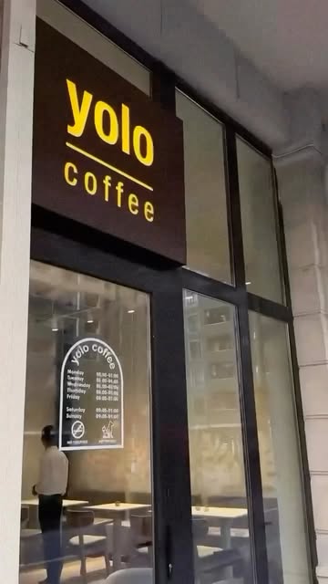Yolo Coffee — Xarici görünüş