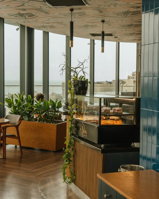 Bahar Cafe — Daxili
