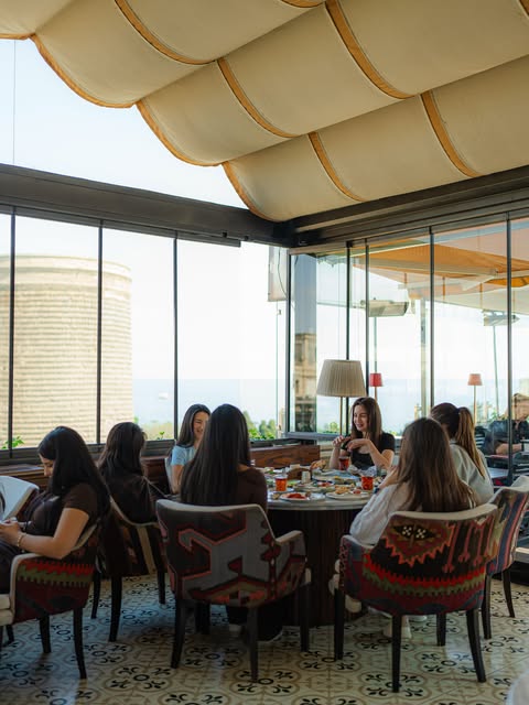 Terras Restoran