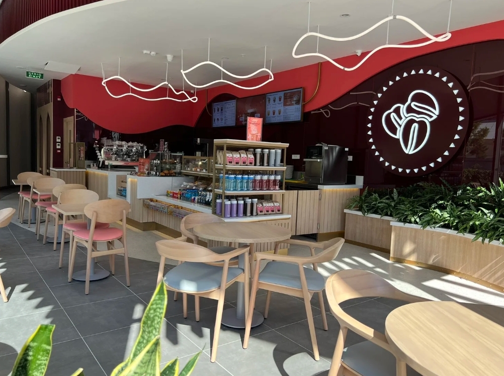 Costa Coffee (Port Baku 2) — Daxili