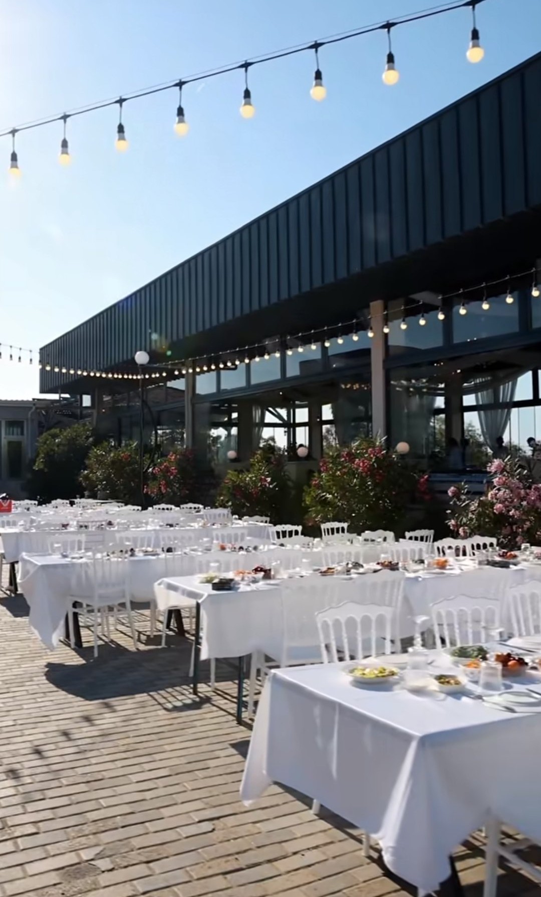 Delmar Restaurant Residence — Daxili