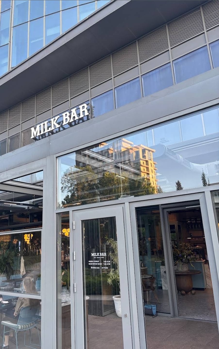 Milk Bar Baku — Xarici görünüş
