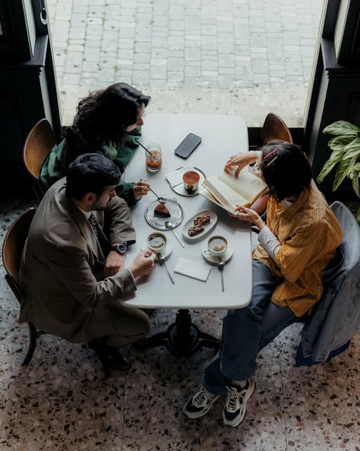 Socialbee Coffee — Daxili