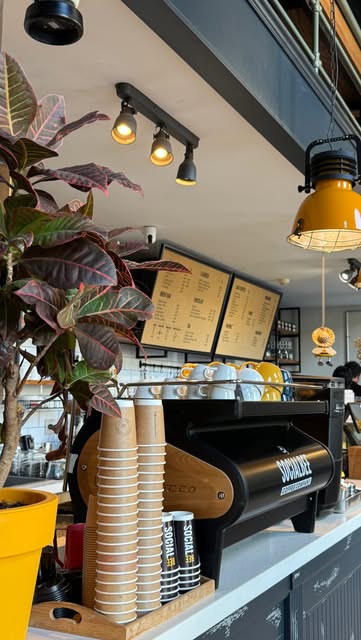 Socialbee Coffee — Daxili