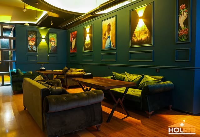 123 Game Lounge — Daxili
