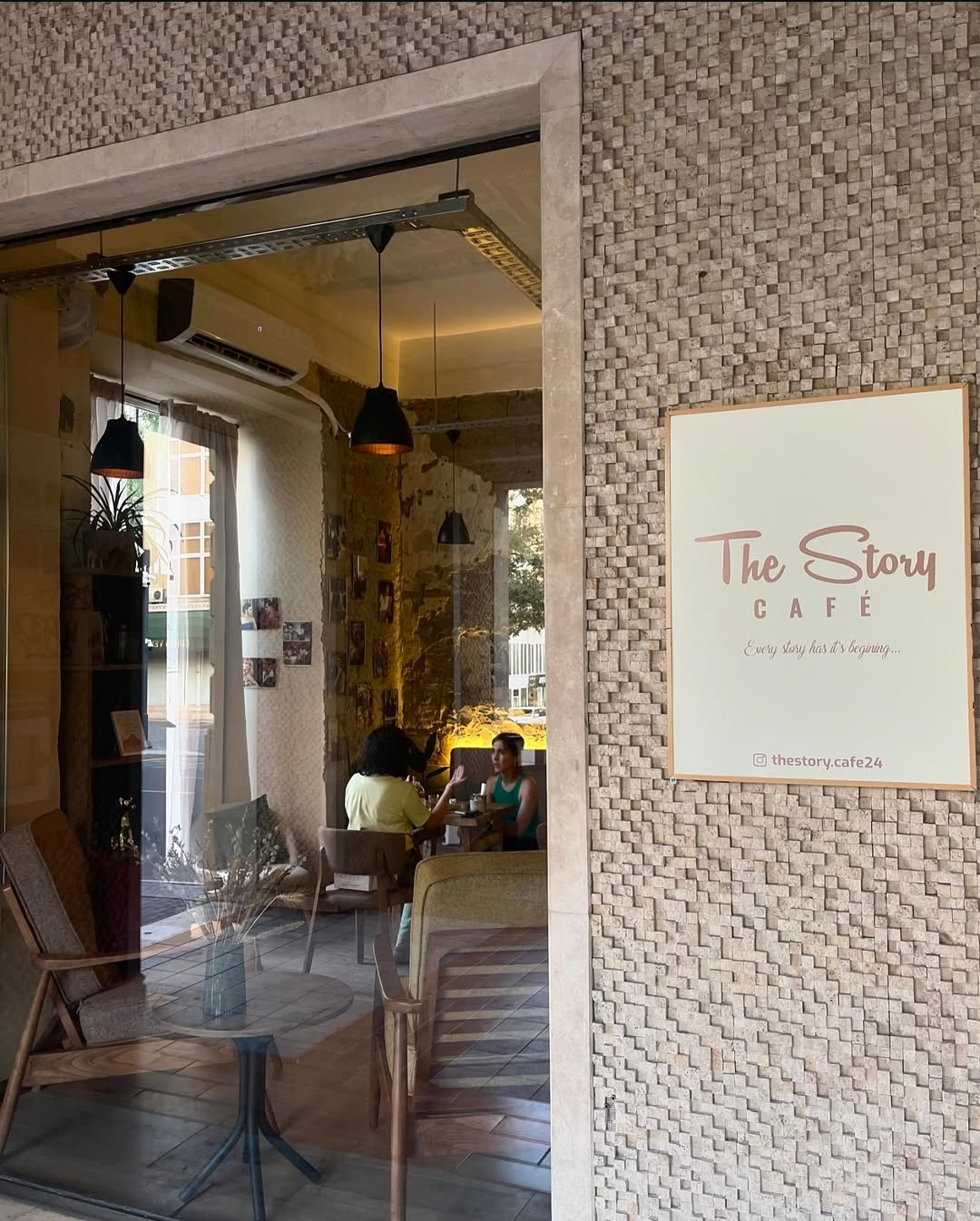 The Story — Xarici görünüş