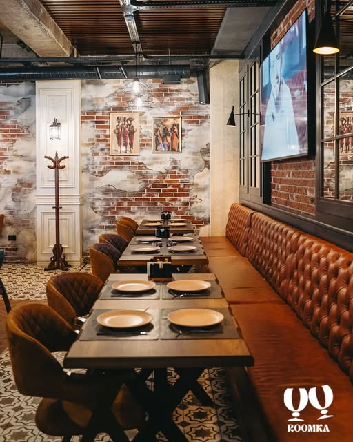 Roomka Restaurant & Pub