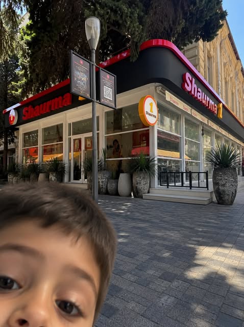 Shaurma 1 — Xarici görünüş